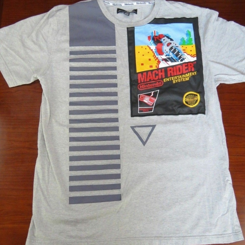NINTENDO Arcade Limited Edition SUPER MARIO Tee